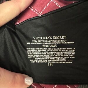 Victoria’s Secret very sexy push up bra 38D
